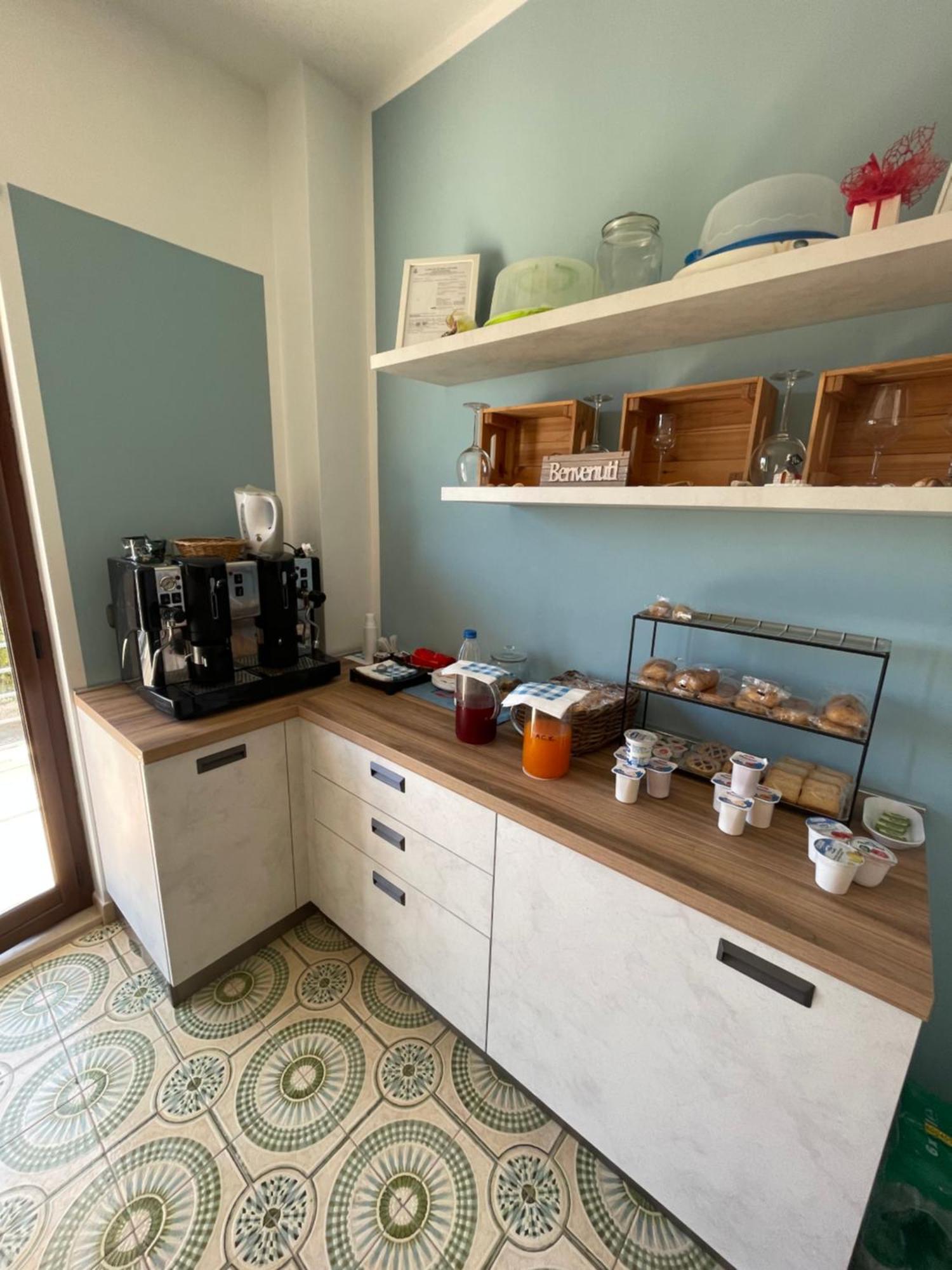 Bed and Breakfast Trentatre Quarantatre Mola di Bari Exterior foto