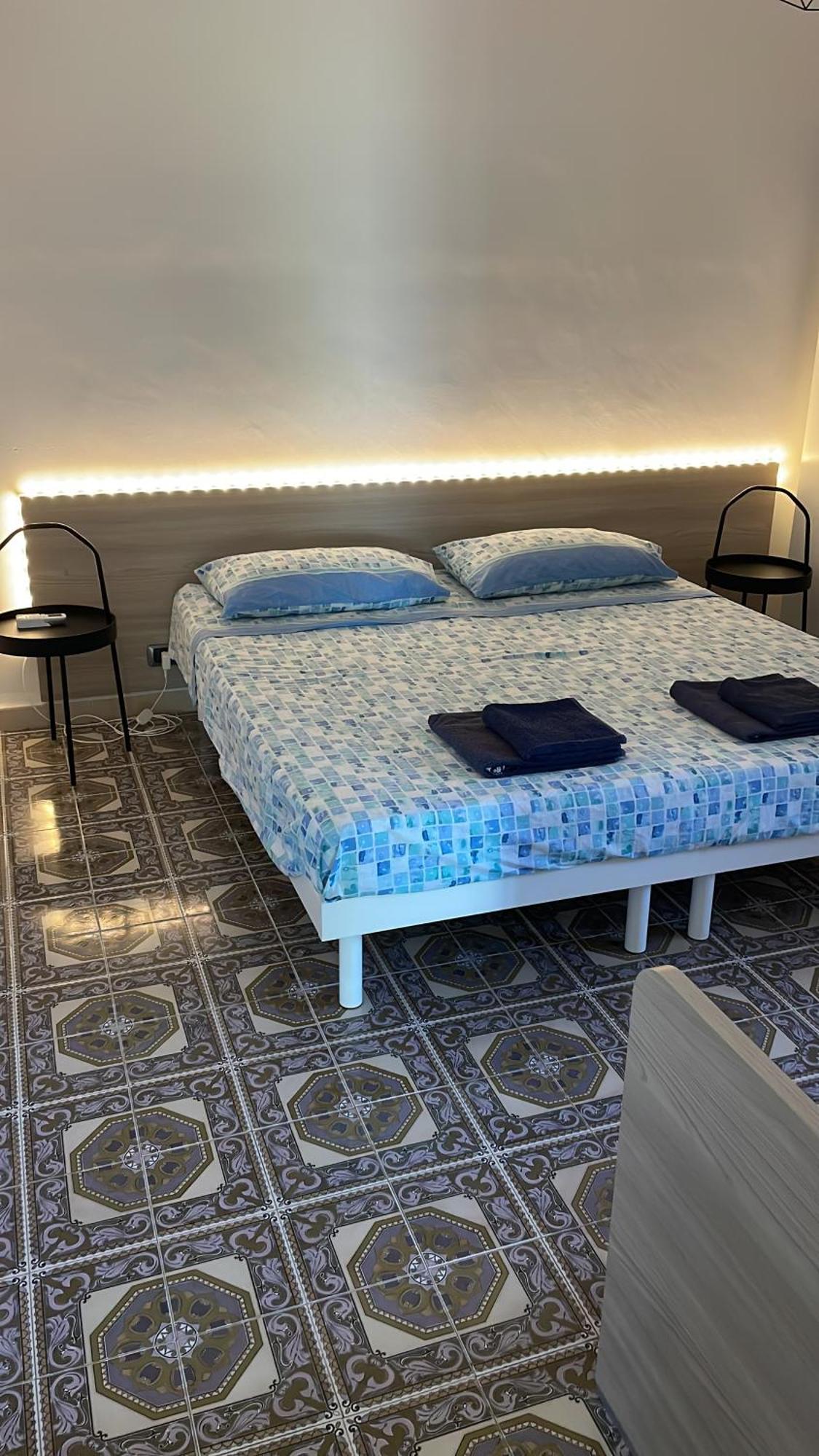 Bed and Breakfast Trentatre Quarantatre Mola di Bari Exterior foto
