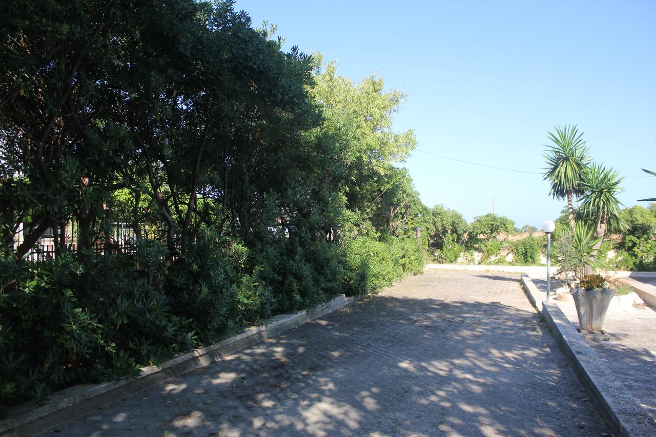 Bed and Breakfast Trentatre Quarantatre Mola di Bari Exterior foto