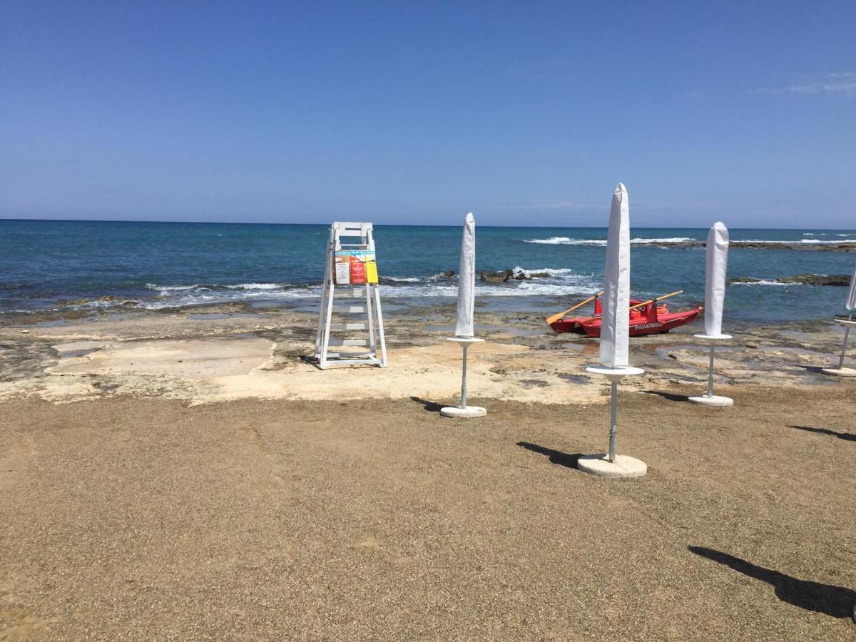 Bed and Breakfast Trentatre Quarantatre Mola di Bari Exterior foto